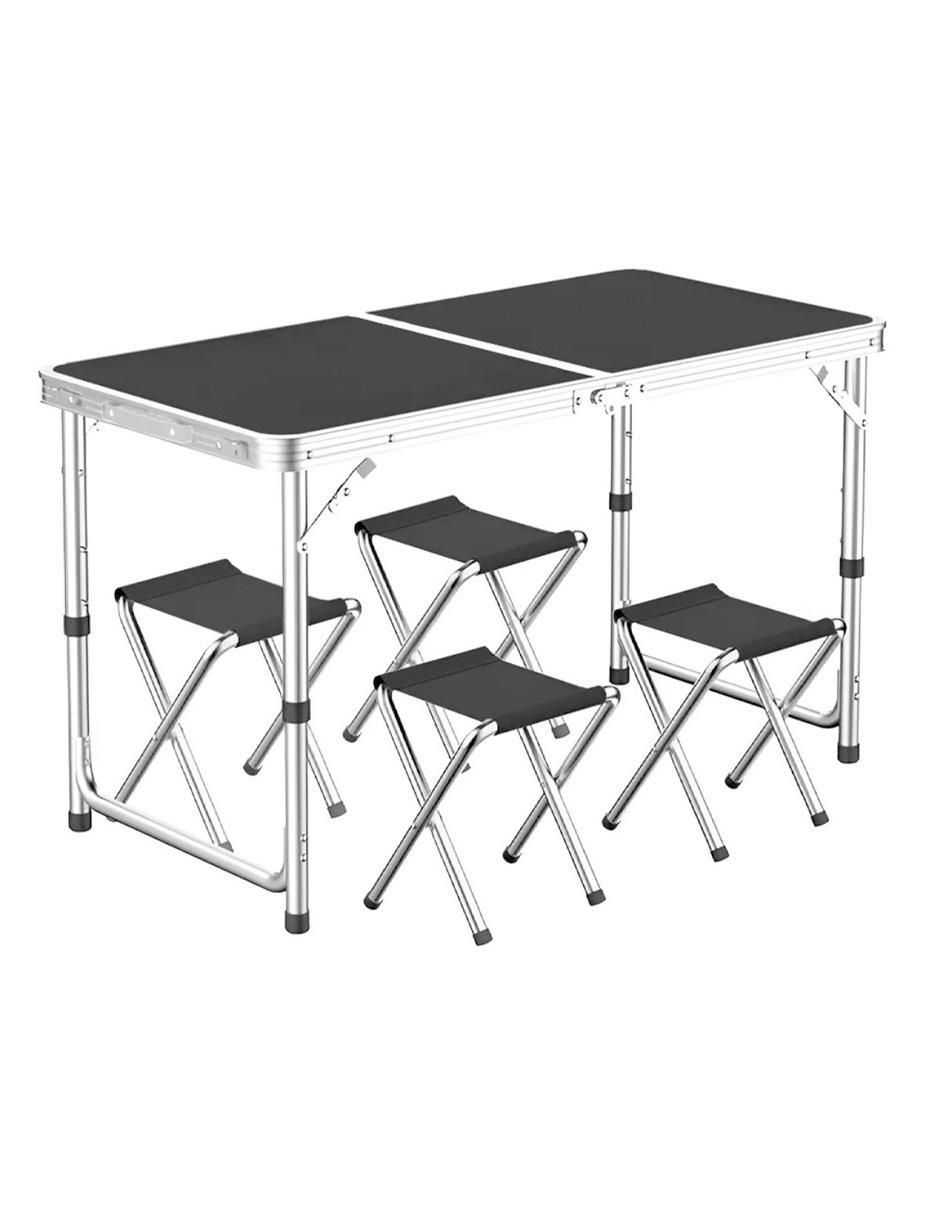 Mesa con silla de plástico